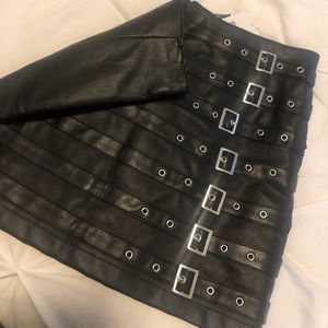 Belt skirt
